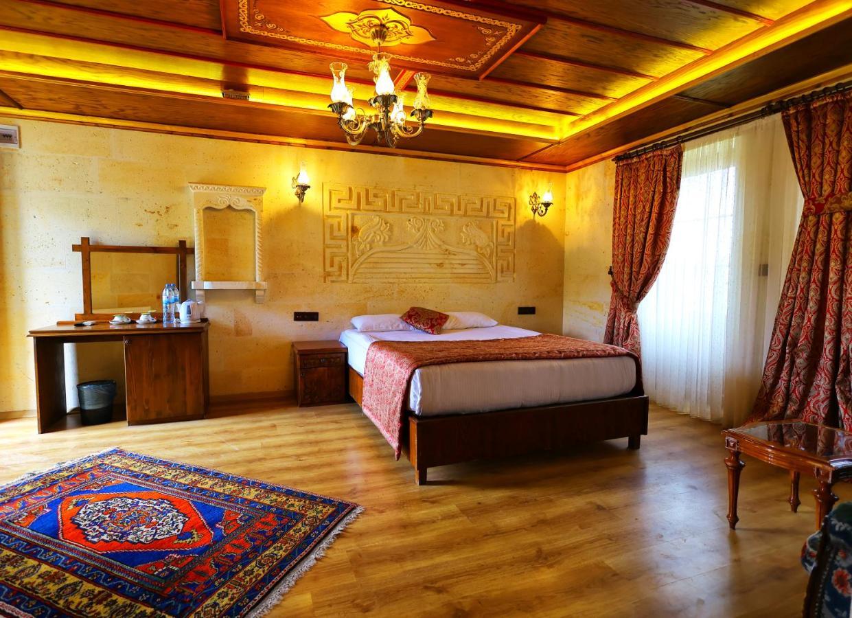 Cappadocia Empire Cave Hotel Goreme Bagian luar foto