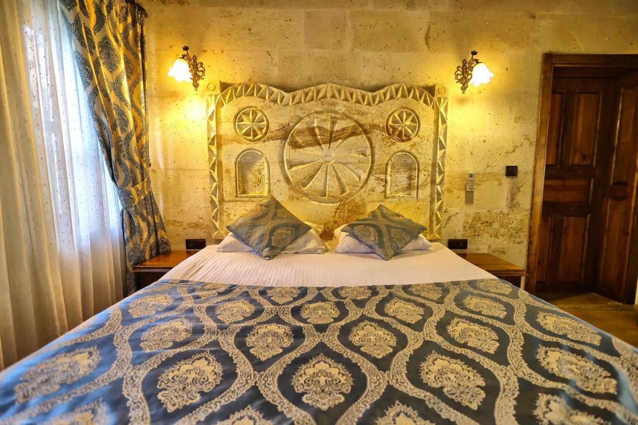 Cappadocia Empire Cave Hotel Goreme Bagian luar foto