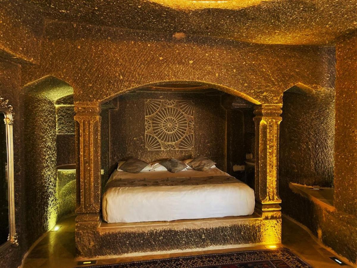 Cappadocia Empire Cave Hotel Goreme Bagian luar foto