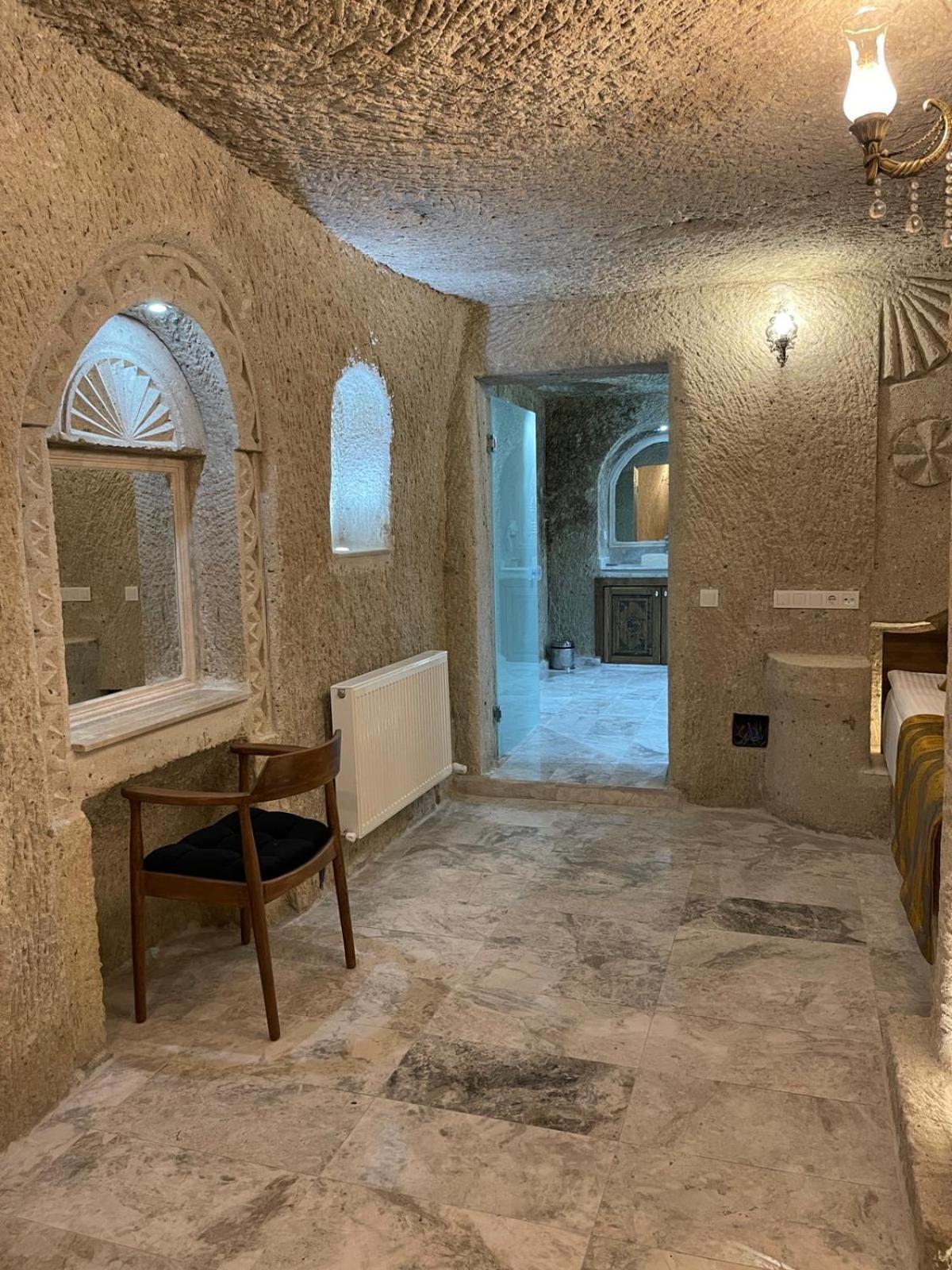 Cappadocia Empire Cave Hotel Goreme Bagian luar foto