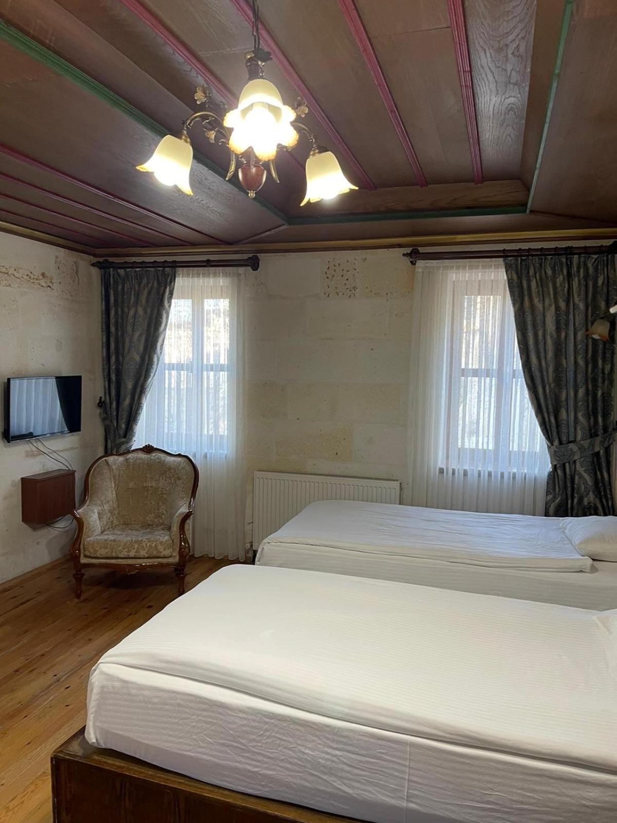 Cappadocia Empire Cave Hotel Goreme Bagian luar foto