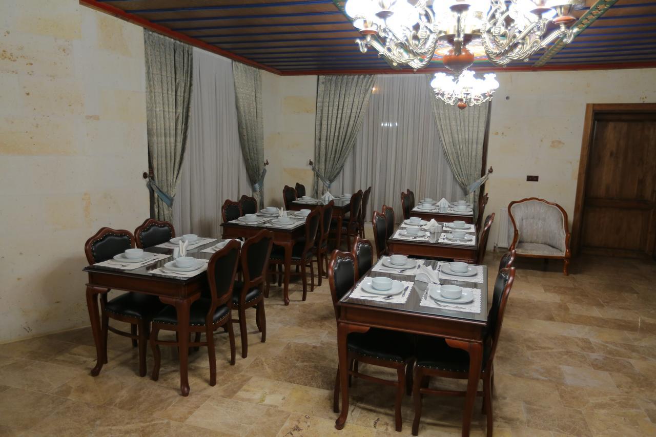 Cappadocia Empire Cave Hotel Goreme Bagian luar foto