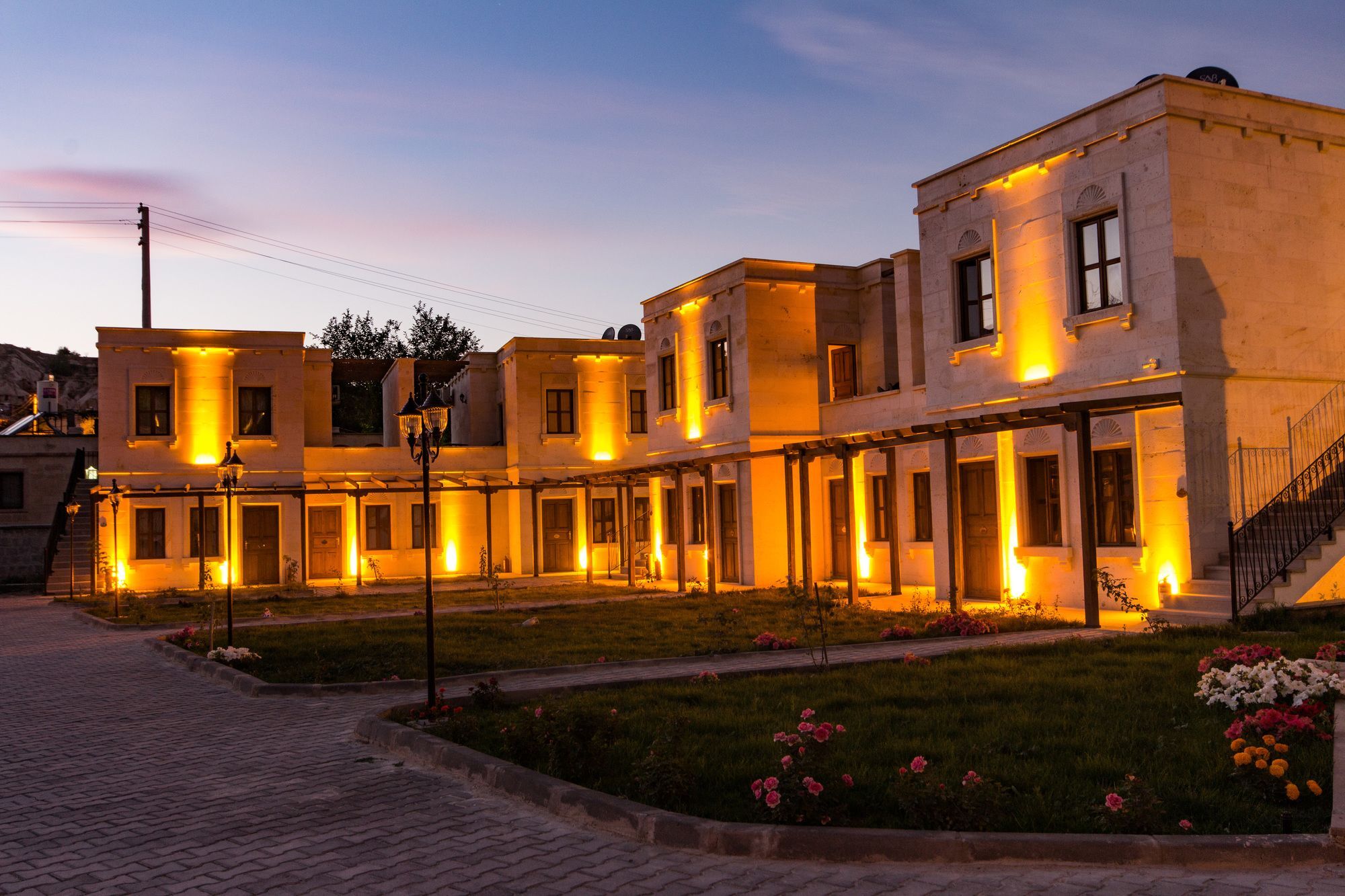 Cappadocia Empire Cave Hotel Goreme Bagian luar foto